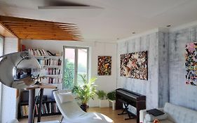 L'Appartement - Chambre Avec Salle De Bains Et Wc Dans Une Galerie D'Art